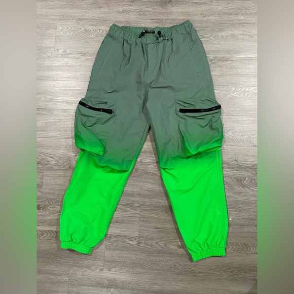 Zara Men Green Reflective Track Pants‎ Neon Cargo Medium - Picture 2 of 7